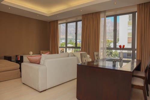 To Let 1 Bedroom Property for Rent in Gardens Western Cape